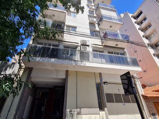 Foto 20 de Alquiler Echesortu Rosario Piso Exclusivo 3 dormitorios 2 baños Calefaccion Radiadores