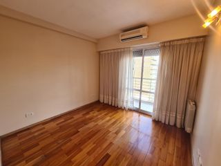Foto 11 de Alquiler Echesortu Rosario Piso Exclusivo 3 dormitorios 2 baños Calefaccion Radiadores