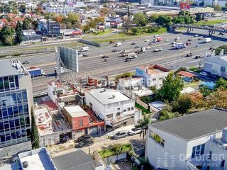 Foto 4 de Local/ Edificio Comercial sobre colectora Panamericana Olivos en Alquiler, Vicente López