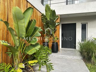 Foto 2 de Casa en venta de 3 dormitorios en suite en Castaños, Nordelta