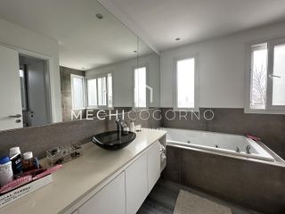 Foto 21 de Casa en venta de 3 dormitorios en suite en Castaños, Nordelta