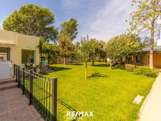 Foto 6 de Venta casa cuatro ambientes con amplio Jardin