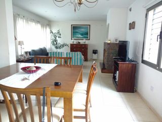 Foto 4 de VENDO CASA NUEVA . DISEÑO MODERNO. SAN RAFAEL. MENDOZA.
