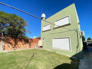 Foto 28 de Casa en venta La Plata 4 Dormitorios Parque