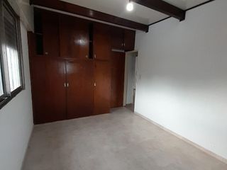 Foto 6 de Duplex en venta en Quilmes Oeste