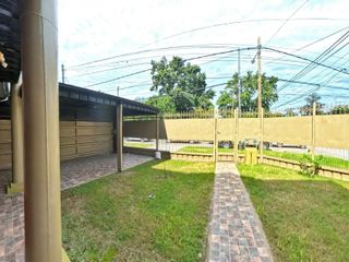Foto 4 de Casa Chalet Alquiler Moreno