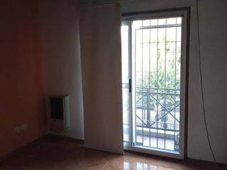 Foto 3 de ALQUILER DUPLEX DE DOS AMBIENTES CON COCHERA