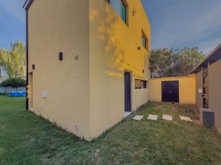 Foto 24 de Casas con jardín en venta en City Bell