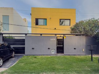 Foto 2 de Casas con jardín en venta en City Bell