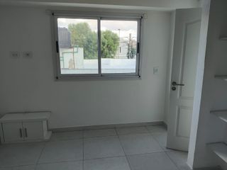 Foto 3 de EXCELENTE PH 2 AMBIENTES EN HAEDO