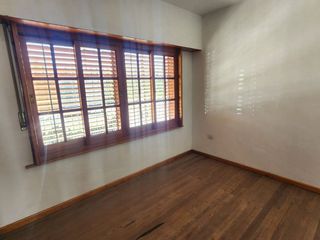 Foto 8 de VENTA EN BLOQUE CASA DE 6 DORMITORIOS