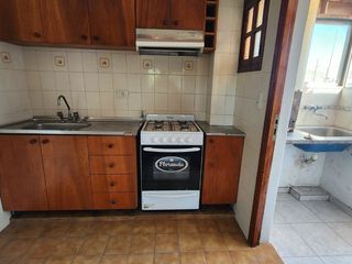 Foto 6 de VENTA EN BLOQUE CASA DE 6 DORMITORIOS