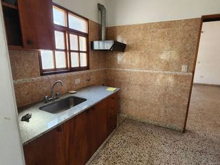 Foto 15 de VENTA EN BLOQUE CASA DE 6 DORMITORIOS