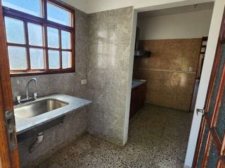 Foto 16 de VENTA EN BLOQUE CASA DE 6 DORMITORIOS