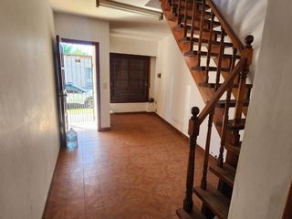 Foto 3 de VENTA EN BLOQUE CASA DE 6 DORMITORIOS