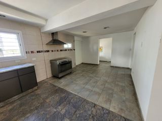 Foto 3 de Casa 4 dorm,b° Costa Azul Sur