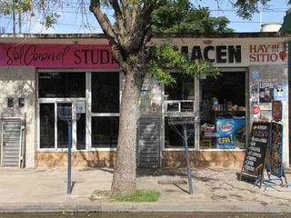 Foto 1 de VENTA LOCALES COMERCIALES CON TERRENO