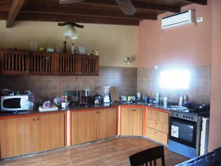 Foto 2 de SE VENDE CASA EN B° LAS PALMAS-LOBOS