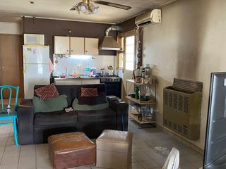 Foto 4 de Casa con Departamento