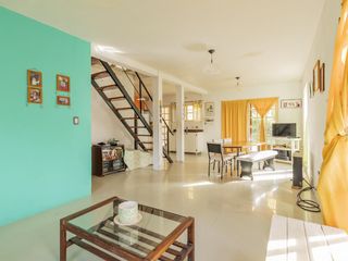 Foto 4 de Casa en Venta 3 Dormitorios, Calle 428 132 y 133 Villa Elisa