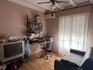 Foto 13 de Casa en venta - 3 Dormitorios 1 Baño - Cochera - 1.000mts2 - San Carlos, La Plata
