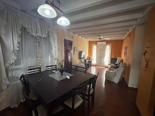 Foto 21 de Casa en venta - 3 Dormitorios 1 Baño - Cochera - 1.000mts2 - San Carlos, La Plata