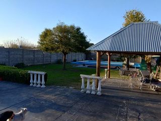 Foto 6 de Casa en venta - 3 Dormitorios 1 Baño - Cochera - 1.000mts2 - San Carlos, La Plata