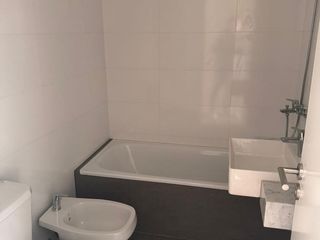 Foto 10 de Departamento en Alquiler Palermo 1 ambiente  con  amplio Balcón equipado con AA