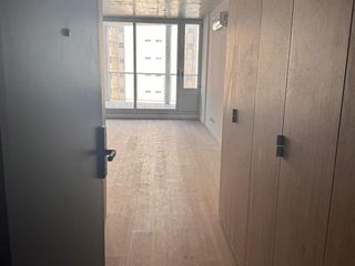 Foto 2 de Departamento en Alquiler Palermo 1 ambiente  con  amplio Balcón equipado con AA