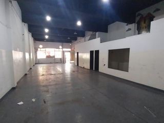 Foto 3 de Depósito en  Alquiler