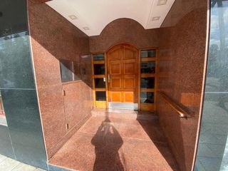 Foto 7 de departamento tres ambientes en venta en el centro de Wilde apto credito