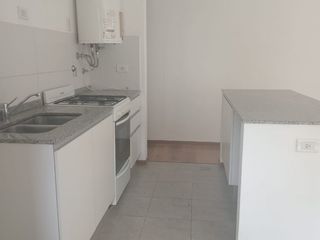 Foto 4 de ALQUILER DEPARTAMENTO 1 DORMITORIO PB CONDOMINIO PALOS VERDES