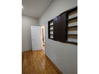 Foto 8 de CASA 5 AMBIENTES PARA USO PROFESIONAL-SALTA Y BROWN