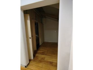 Foto 10 de CASA 5 AMBIENTES PARA USO PROFESIONAL-SALTA Y BROWN