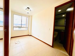 Foto 8 de VENDO APARTAMENTO EN LAURELES