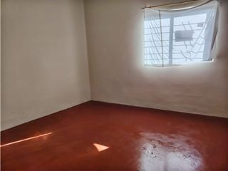 Foto 8 de Carapungo, Local Comercial en Renta, 200m2, 4 Ambientes