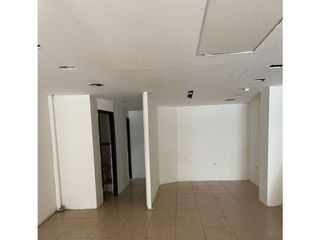 Foto 5 de Guayaquil Urdesa, Local Comercial  en Renta, 114m2, 3 Ambientes