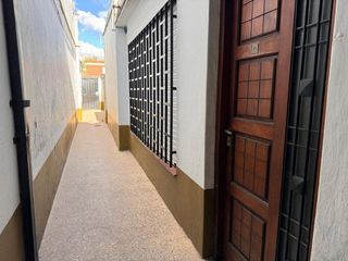 Foto 2 de Dos casas en venta s/ lote de  307 m2 Temperley E.