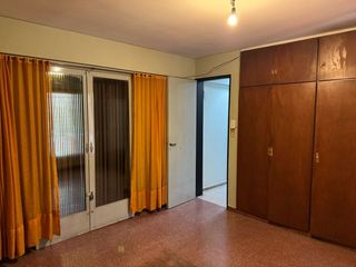 Foto 36 de Venta Casa con local comercial - 2 pisos