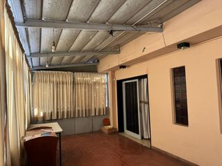 Foto 23 de Venta Casa con local comercial - 2 pisos