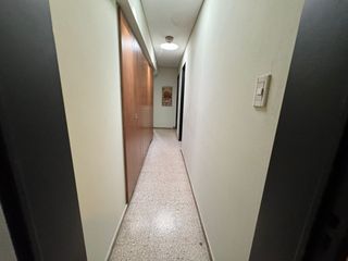Foto 15 de Venta Casa con local comercial - 2 pisos