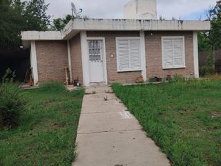 Foto 4 de Venta de Casa y amplio Terreno