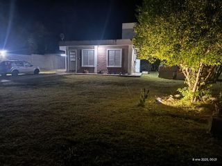 Foto 2 de Venta de Casa y amplio Terreno