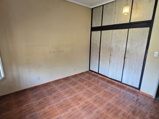 Foto 9 de Casa en alquiler en Moron Sur