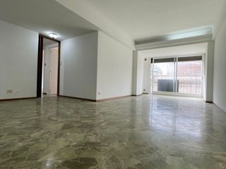 Foto 1 de Departamento en venta en Ramos Mejia Norte