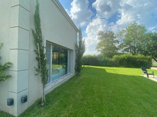 Foto 39 de CASA DE DISEÑO EXCLUSIVO - Haras Santa María