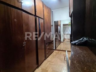 Foto 10 de VENTA CASA 5 DORMITORIOS /LOTE APTO COMERCIAL, NQN