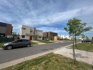 Foto 7 de Venta casa en Santa Ana, Villanueva, Tigre