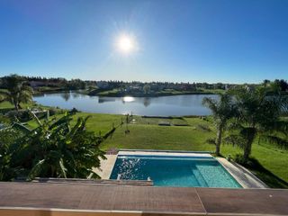 Foto 8 de CASA ESTILO MEDITERRANEO, HERMOSAS VISTAS AL LAGO