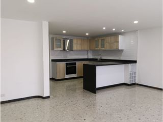 Foto 4 de Se Arrienda Amplio Apartamento en el exclusivo Barrio de La Flora
